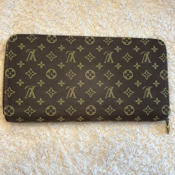 SALE🛍️ Louis Vuitton Mini Lin Denim Zippy Wallet - Picture 3 of 13